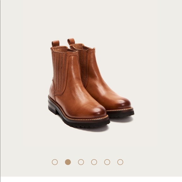 Frye Shoes - Frye Ella Moro Chelsea Booties